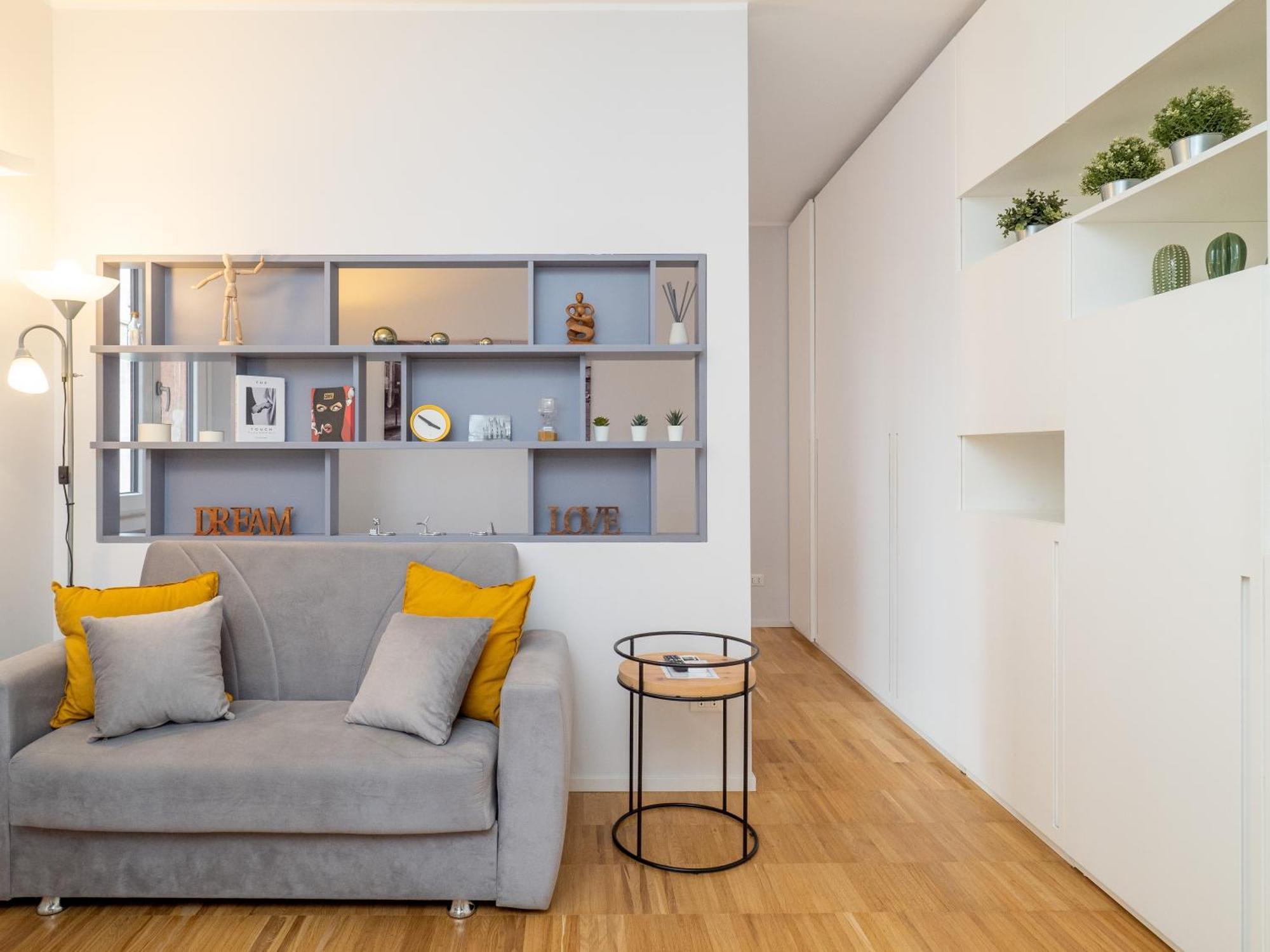 Keys Of Italy - Melloni 4 / Mustard Revolution Apartment Milan Bagian luar foto