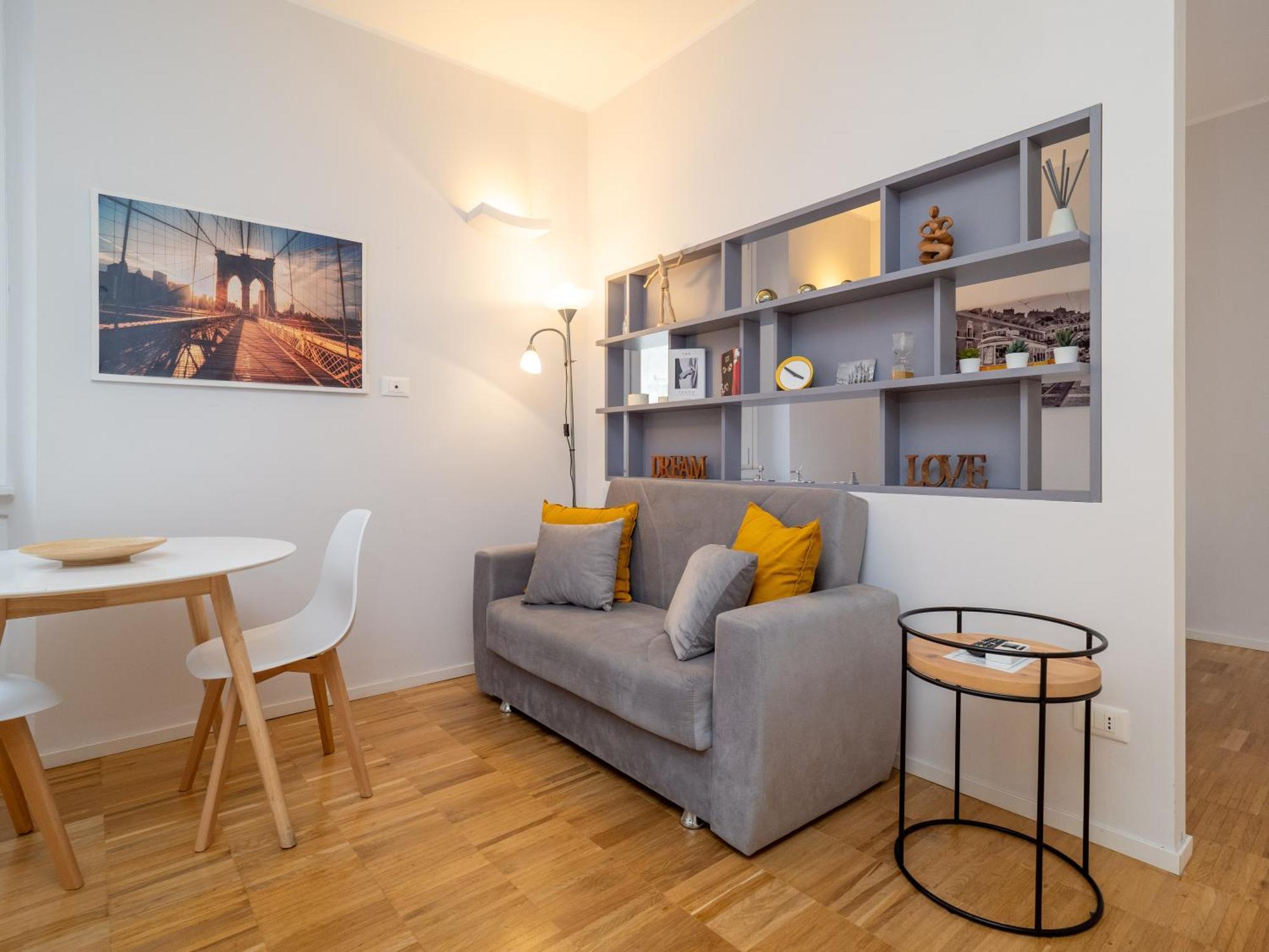 Keys Of Italy - Melloni 4 / Mustard Revolution Apartment Milan Bagian luar foto