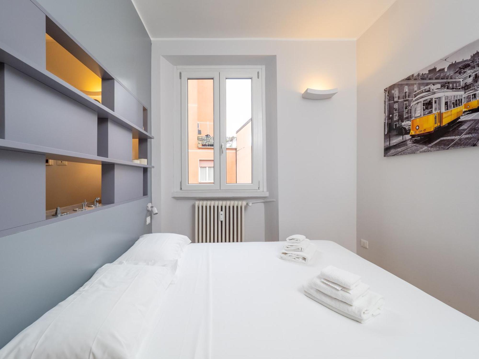 Keys Of Italy - Melloni 4 / Mustard Revolution Apartment Milan Bagian luar foto